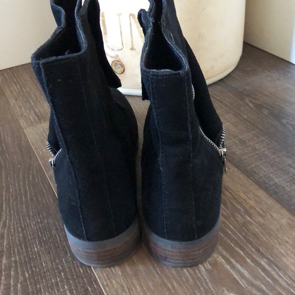 Dolce Vita- side zip accent pull on booties - Picture 3 of 4